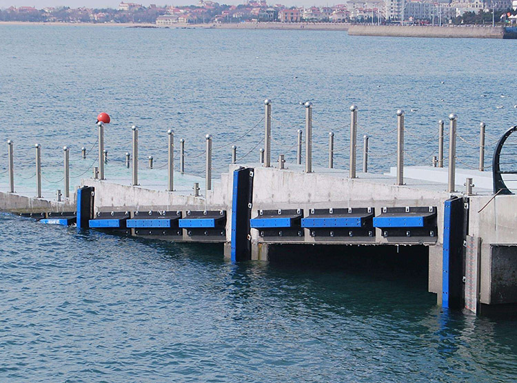 护舷贴面板应用案例